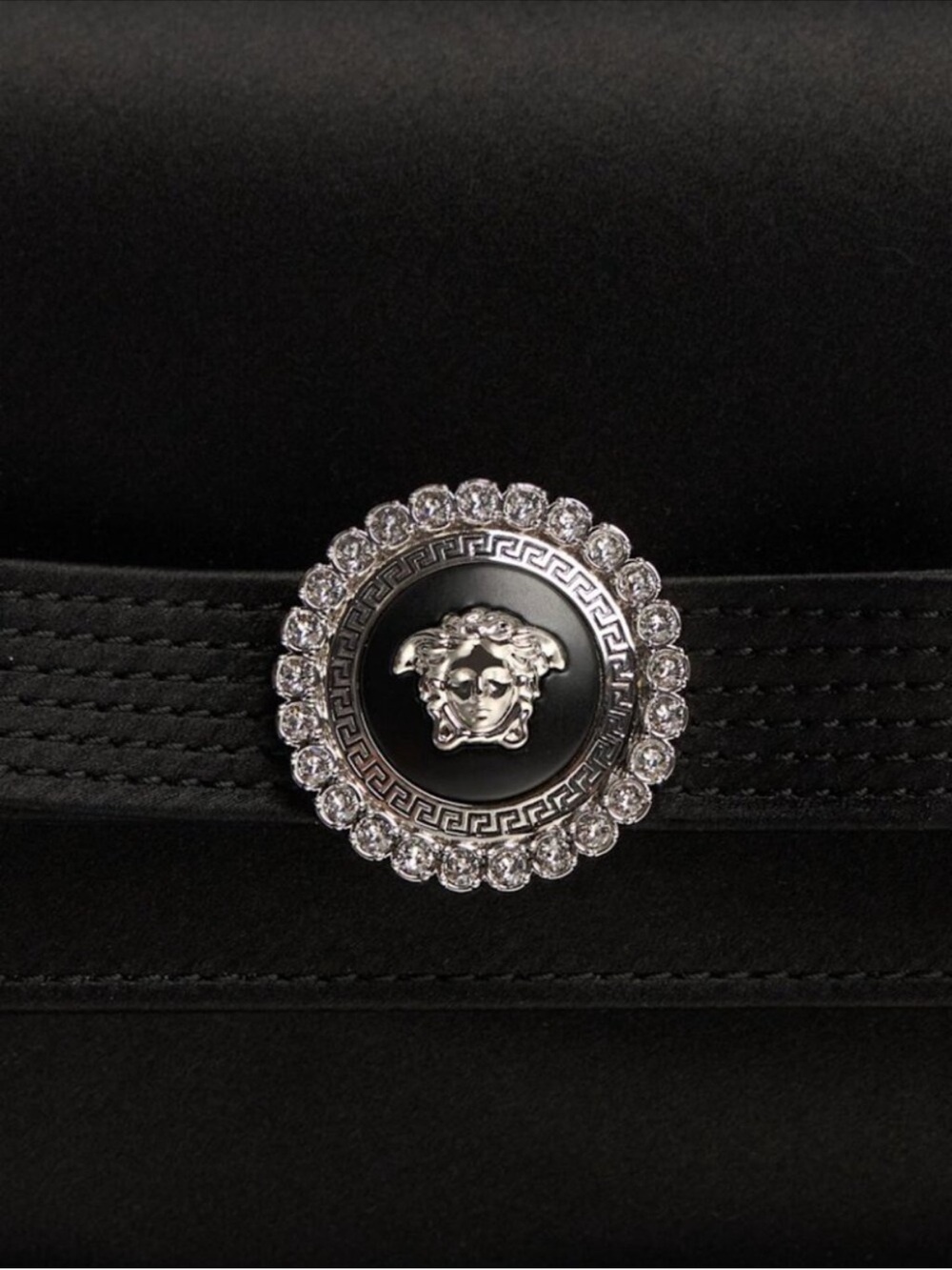 BN! Authentic Versace Medusa head with la greca pattern around the outside - Picture 10 of 17